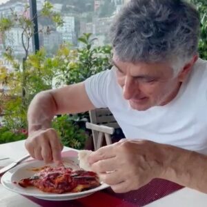 Vincenzo Salemme Instagram - Ogni promessa è debito!😃