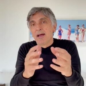 Vincenzo Salemme Instagram - Cari amici, 
DOMANI SABATO 16 OTTOBRE verrò a salutarvi in sala con altri componenti del cast in questi due cinema:
•MULTIBIT Casoria alle 20:30.
•UCI CINEMAS CINEPOLIS Marcianise alle 22:00.
Vi Aspetto..e chest’è!🍿❤️ #contuttoilcuorefilm #medusafilm #soloalcinema #ucicinemas #multibit #cinema #film #napoli #casoria #marcianise