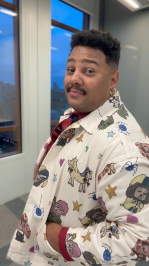 Vinegar Strokes Instagram - Gotta get to work! Come with me! 😁

A little BTS vid of my first presenting gig! Enjoy! 

🏳️‍🌈🏳️‍⚧️: Unity Awards @prideinlondon 
🏢: @nbcuniversal 
👗: @lazyoaf 

#unityawards #awards #lgbt #lgbtq🌈 #pride #prideinlondon #presenter #host #outfit #lazyoaf