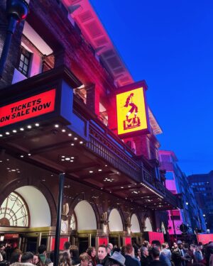 Vinegar Strokes Instagram - First bit of WestEnd Theatre since arriving back in London and I had the pleasure of attending the Press Night performance of @mjthemusicaluk thanks to my mate @wjconnolly ❤️

Very nostalgic with all that awesome music and as a big MJ fan I definitely got all the feels and maybe gave 1 too many standing ovations 😂 

Loved the show and had the best time!