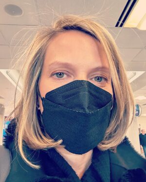 Vinessa Shaw Instagram - Getting ready to fly away with these fly aways! ✈️