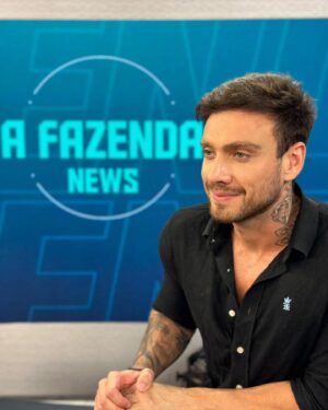 Vini Büttel Instagram - Confessar para vcs: tomando gosto pela coisa hein! Cada dia uma vivência e experiência nova e isso que me motiva a seguir em frente! E ai, já imaginaram ter essa pessoinha como apresentador?😂💥