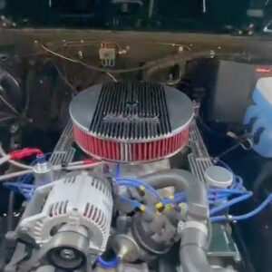 Vinnie Jones Instagram - The V8 engine is in the 110 landrover roaring and ready to go , thanks to Chichester 4x4 great job fellas 👌🏽

#landroverv8 #4x4 #landrover