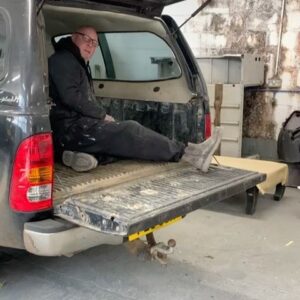 Vinnie Jones Instagram - My Toyota Hilux project before and after by Stu Brown 👊 

#toyota #hilux #hilux4x4 #4x4
