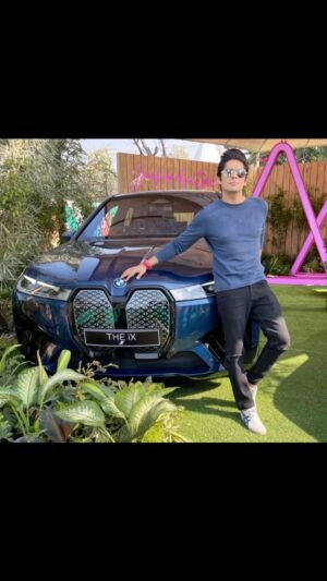 Vishal Malhotra Instagram - “🎬 Lights, Camera, Action! 🌟 Step into the reel world with Vishal Malotraa as he takes you on a rollercoaster ride of emotions and entertainment! From heartwarming moments to side-splitting laughter, this talented actor’s reel is a cinematic delight you won’t want to miss! 🎭🎥 #VishalMalhotra #ReelLifeMagic #VersatileActor #EmotionsUnleashed #bollywood