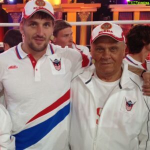 Vitaly Minakov Instagram - Не стало выдающегося режиссера и прекрасного человека Владимира Меньшова.
Скорбим.