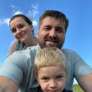 Vitaly Minakov Instagram - Хороший  день. Время для самого важного.