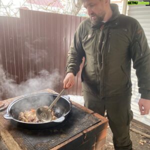 Vitaly Minakov Instagram - Я не волшебник, я только учусь.. Получилось очень вкусно!))
