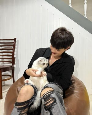 Vitchapol Somkid Instagram - วันกอดเหมียวววว🐱