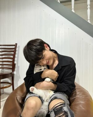 Vitchapol Somkid Instagram - วันกอดเหมียวววว🐱
