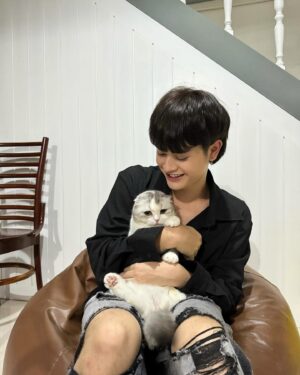 Vitchapol Somkid Instagram - วันกอดเหมียวววว🐱