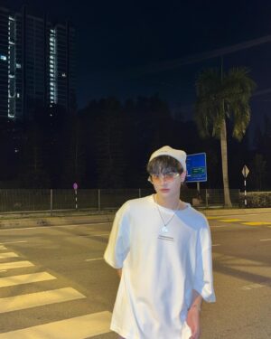 Vitchapol Somkid Instagram - Somewhere only we know