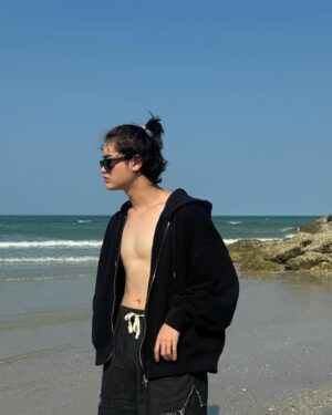 Vitchapol Somkid Instagram - 42°c