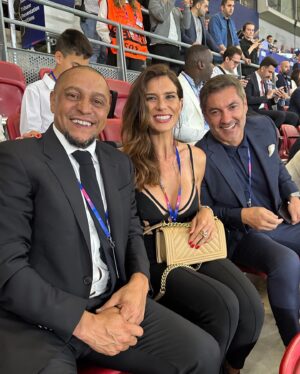 Vítor Baía Instagram - Foi um prazer rever os meus amigos! @championsleague