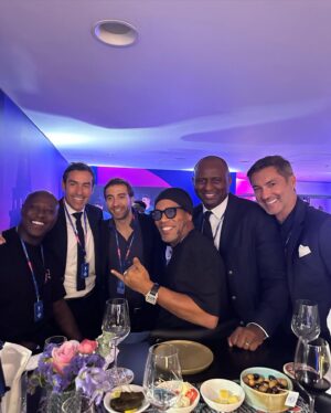 Vítor Baía Instagram - Foi um prazer rever os meus amigos! @championsleague