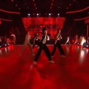 Vítor Fonseca Instagram - A Arcade Dance Center foi a casa do @dancatvi nos ultimos meses e por isso lançou-nos o desafio de fazer uma grande abertura no ultimo sabado.
Alunos e professores juntaram-se ao som de @slowj_oficial com a direção de @vascojkbx e este foi o resultado.
Obrigado também aos nossos convidados especiais @tuxafierce  @danielgamitosoares @gameiroines 
Quem viu??
