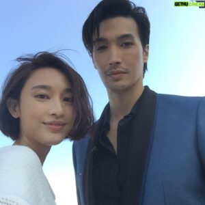 Vivian Dawson Instagram - 很幸運有機會在布達佩斯拍戲，真的很漂亮的一個地方。  Very fortunate to have had the opportunity to work in Budapest. Such a beautiful place.

#蝴蝶公墓 #budapest #style #fashion #suit #dapper