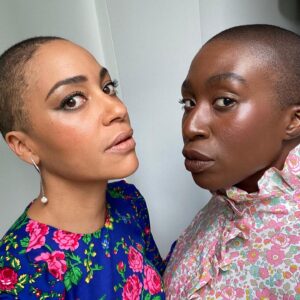 Vivienne Acheampong Instagram - I’m a bit late (because I’m such an auntie when it comes to this app) but it was a pleasure to be my girl @cushjumbohere’s date to watch the fabulous @myfairladyuk. It was luverly and we ‘ad such a larf! Thanks too to @tatlermagazine for our wonderful seats 💐🌷🌺🌼💐
