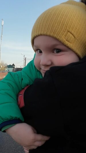 Vlad Cherevatiy Instagram - Помни, что самое главное в жизни ❤️
Родственнички, с днем защиты детей

#экстрасенс #безмасок #медиум #владчереватый #семья