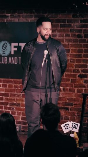 Vladimir Caamaño Instagram - We had fun in DC @dccomedyloft