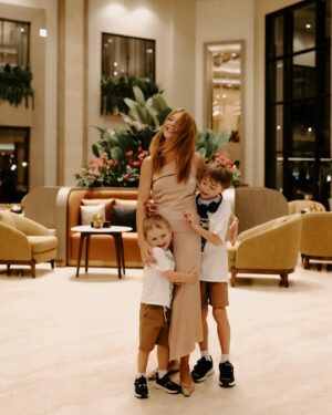 Vladimir Presnyakov Jr. Instagram - Спасибо большое @rixosradamis за невероятные дни , впечатления и эмоции ❤️
И спасибо большое @irynamaritan за чудесные фотографии, сделанные просто за 5 минут 👍🏻.
И спасибо моей подруге @karinazvereva_travel за организацию путешествия 🤍