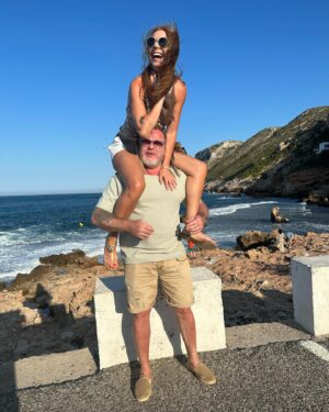 Vladimir Presnyakov Jr. Instagram - Он :- А давай сделаем нормальную фотографию? 
Она:- А давай не будем ? 
🤣😁😉