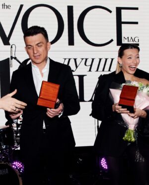 Vladislav Topalov Instagram - @the_voice_mag  @nick_mart_ 
10 лучших пар по мнению журнала The Voice.
 Конечно, мы - самая лучшая из 10))))
А если серьёзно, то это большой аванс нам на будущее. Спасибо за столь высокую оценку. Я надеюсь, что мы сможем оправдать ожидания. Не понимаю, по каким критериям выбирают. Тронут. Пошли работать дальше с психологом😅💪🏻

С Уважением, 
В