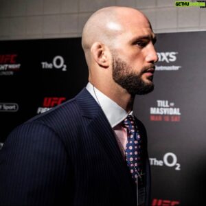 Volkan Oezdemir Instagram - Happy New year everyone! Let’s all go hard in 2023 🌋  #focused #notime