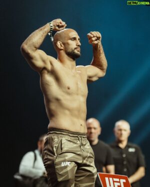 Volkan Oezdemir Instagram - War ready 🌋 #NoTime #50k 

📸 @weareoutwork