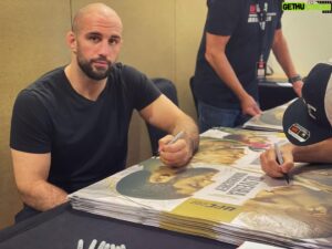 Volkan Oezdemir Instagram - Fight week begins! 🌋 #UFC280