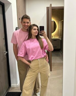 Volodymyr Ostapchuk Instagram - Family look🫶