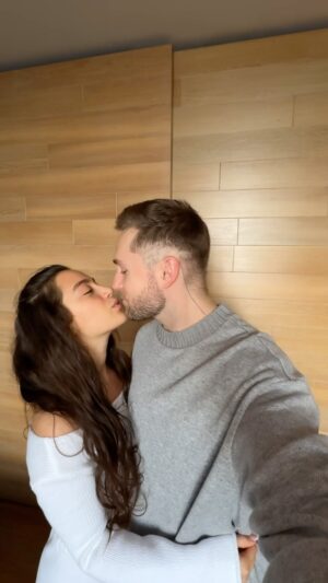 Vsevolod Sokolovskiy Instagram - День икс начался и сегодня наша СВАДЬБА💍🤍

Конечно этот день мы проведем в кругу семьи, а ночью, мы ждём всех вас на нашем крутейшем after party на закрытой террасе SOHO✨

Будет топовый лайн-ап электронных артистов, так же выступление VS20 (live), а тематика вечера «СОН В ЛЕТНЮЮ НОЧЬ» ✨ 

Забирайте последние билеты прямо сейчас по ссылке в шапке профиля и до встречи дорогие наши🤍

#свадьба