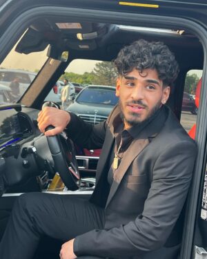 Walid Muhsein Instagram - Best caption wins ♟️