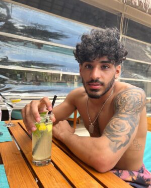 Walid Muhsein Instagram - I’m so locked in they might start saying free me