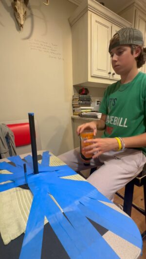 Walker Hayes Instagram - Trick shot day 358 😤😤😤This was a true test of persistence.  Really wish Bay could’ve gotten this one because he came much closer than I did most of his tries💪💪 The cap on the paper towel holder😂 Scotch Blue tape coming in clutch holding that puppy down to the @wafflehouseofficial booth🔥STUCK it like @simonebiles 🦆🦌 8 left!!!!! Let’s goooooo!