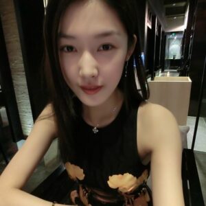 Wang Shuang Instagram - 