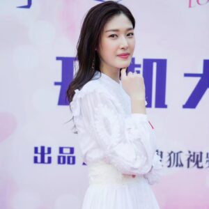 Wang Shuang Instagram - 忘了告诉大家，《奈何boss要娶我2》开机了。木木来了，木木很快又可以和大家见面啦。期待吗😊😊🥰