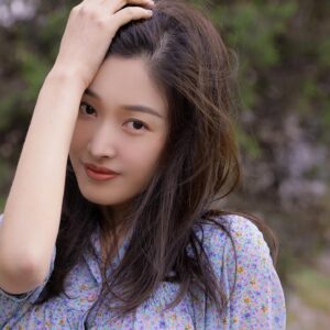Wang Shuang Instagram - 超久没上ins了，账号密码终于找回来了。清理了一下。然后发一组照片吧。🥰🥰