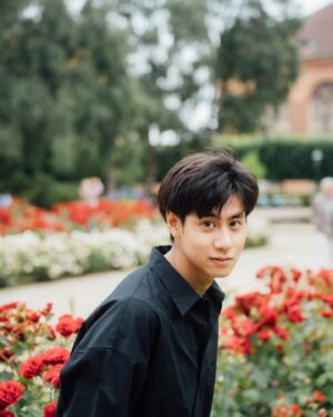 Wanut Sangtianprapai Instagram - All I dream of is your eyes .