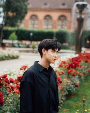 Wanut Sangtianprapai Instagram - All I dream of is your eyes .