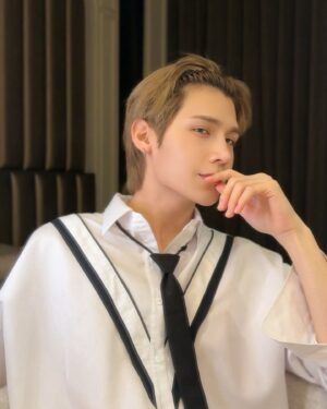 Wasuthorn Chaijindar Instagram - จะเอาไรว่ามา 🫴🏻

#Peatwasu #CaptainPeat #BabyFeat