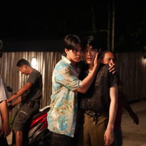 Wasuthorn Chaijindar Instagram - ส่งท้ายภาพบนเกาะก่อนจะกลับเข้ากรุงเทพกันครับ ก่อนอีพี 4 จะมา ยังตามไปดูบรรยากาศเบื้องหลังได้ที่ Behind the sea นะครับ 🏴‍☠️⛵️✨

#ต้องรักมหาสมุทร
#LoveSeaTheSeries