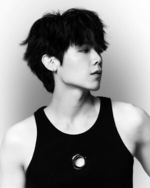 Wasuthorn Chaijindar Instagram - gimme a tank top ♟️

#Peatwasu #CaptainPeat #BabyFeat