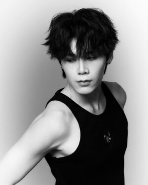 Wasuthorn Chaijindar Instagram - gimme a tank top ♟️

#Peatwasu #CaptainPeat #BabyFeat