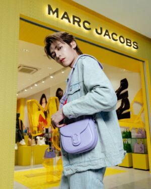 Wasuthorn Chaijindar Instagram - Go out with my outfit 👌🏻

#MJExclusivepopupstore 
#MarcJacobs #MarcJacobsTH 
#patluxurygroup
