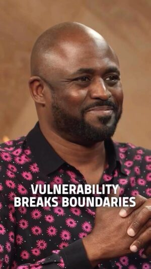 Wayne Brady Instagram - Vulnerability Breaks Boundaries 👊🏼

Follow: @greatness x @mrbradybaby and head to episode 1425 on The School of Greatmess for more.

Looking to pivot in your career?

Find out the importance of living with intention, how to go all in on your dreams, and find happiness even when you don’t have everything you want from this powerful episode. 

Drop a YES if this speaks to you today 🔥