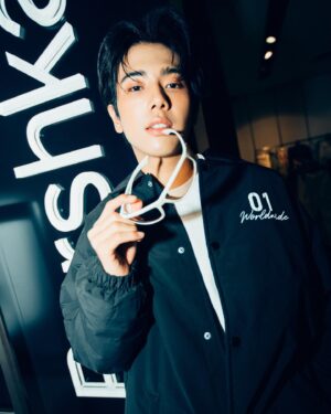 Weerapat Toemmaneerat Instagram - @bershka
#Bershka #Bershkathailand #Bershkastyle