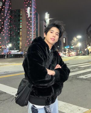 Weerapat Toemmaneerat Instagram - 조금 배고파요 !!
