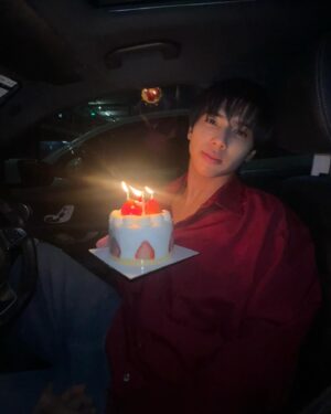 Weerapat Toemmaneerat Instagram - 🎂
