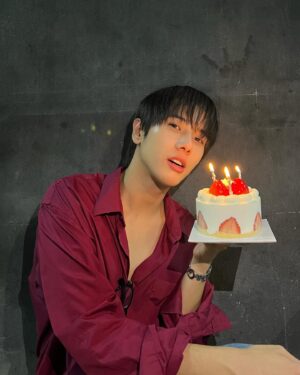 Weerapat Toemmaneerat Instagram - 🎂